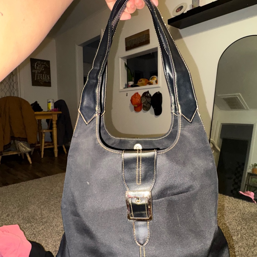 Chic Black Shoulder Bag with Buckle Detail